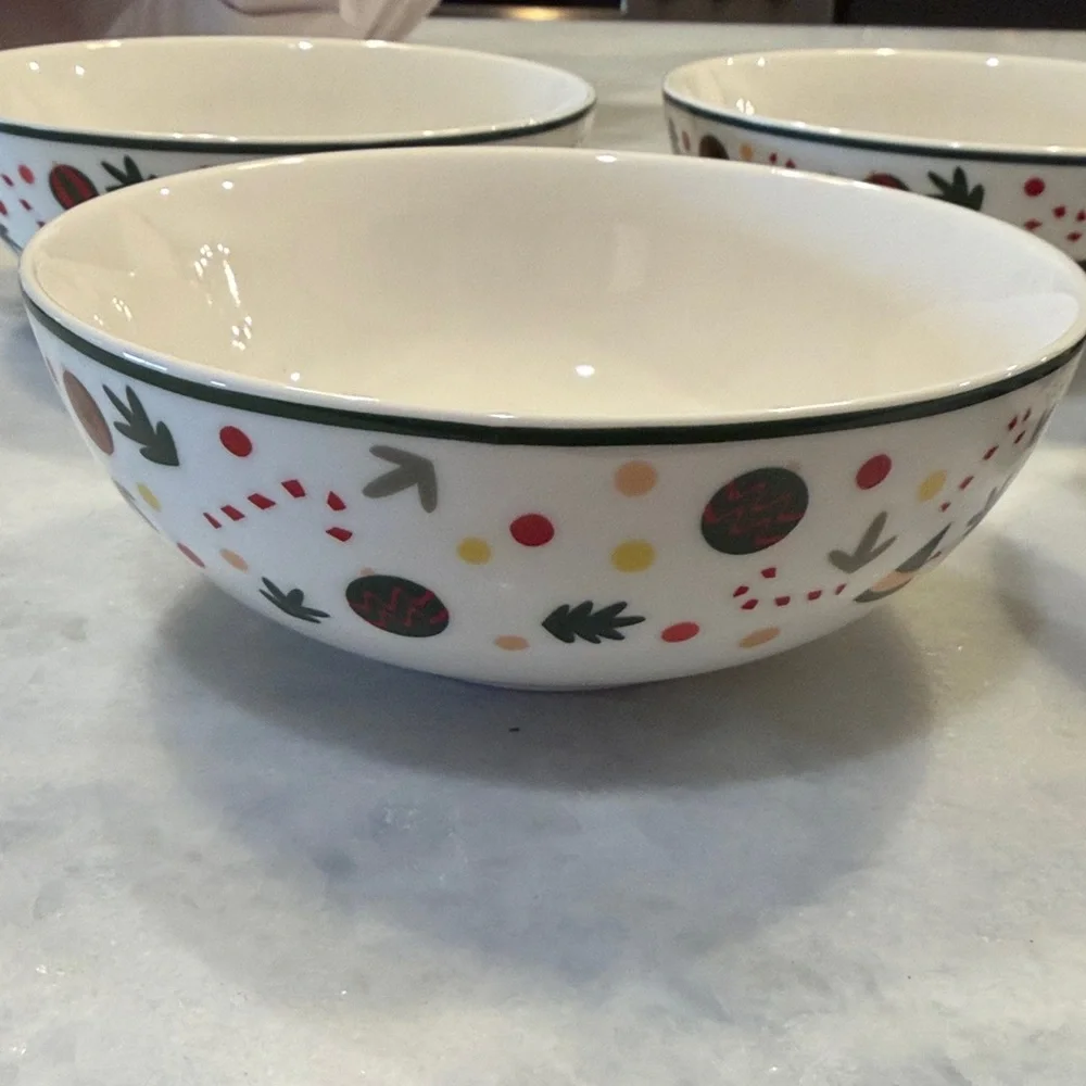 NEW without box Williams Sonoma Elf Cereal Bowls (4)
